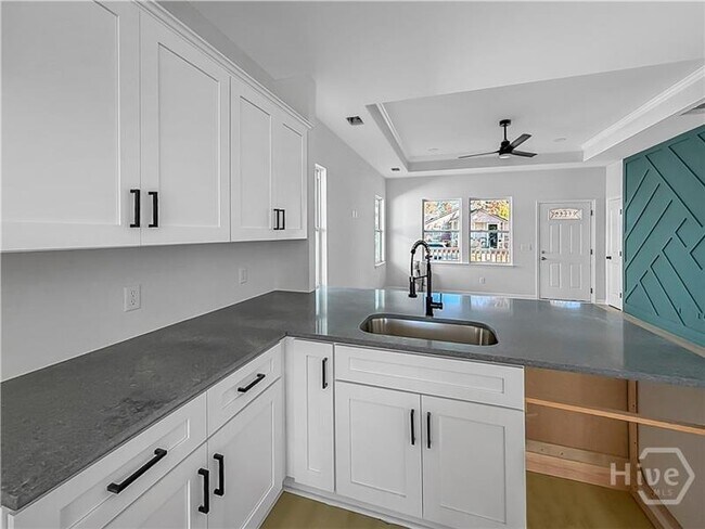 Building Photo - 3503 Haslam Ave