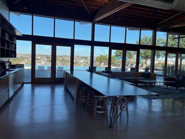 Building Photo - 129 Starflower Cv