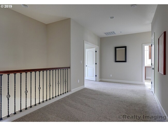 Building Photo - FOR RENT UNFURNISHED: Beautifully maintained 2015 Noyes-built home, 5 bed, 3 bath, 2 car garage w...