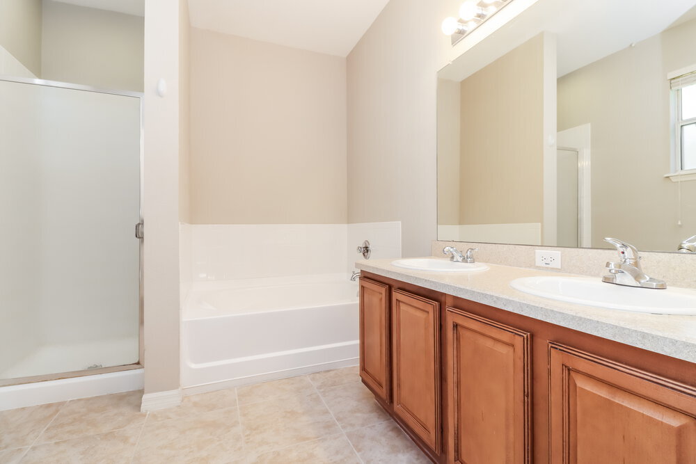 Building Photo - 11746 Colony Lakes Blvd