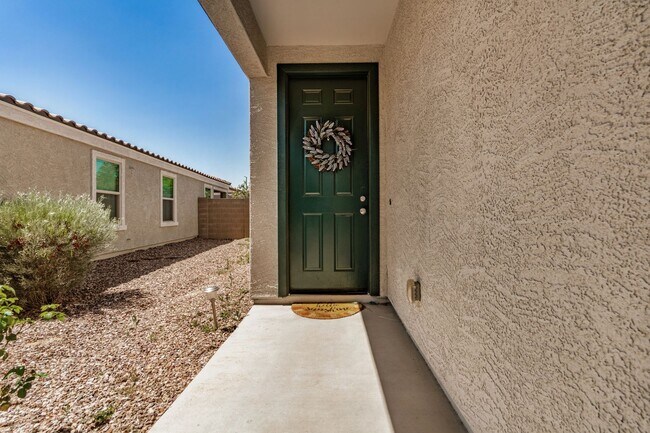 Building Photo - Beautifully Updated Home in Desirable Buck...
