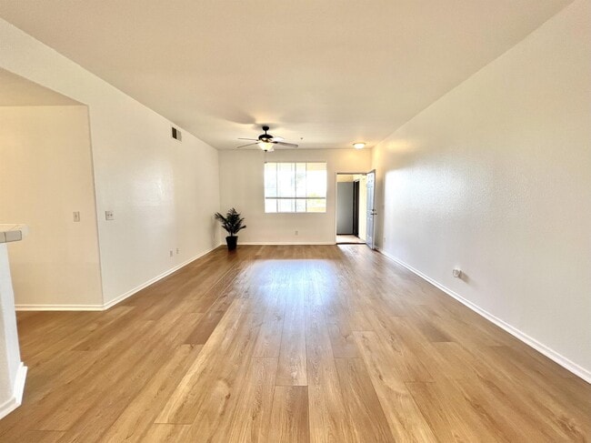 Building Photo - 1388 Challis Pl
