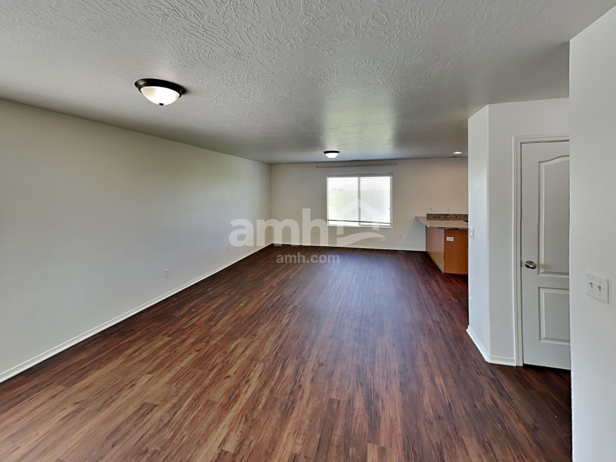 Building Photo - 2464 S 3585 W