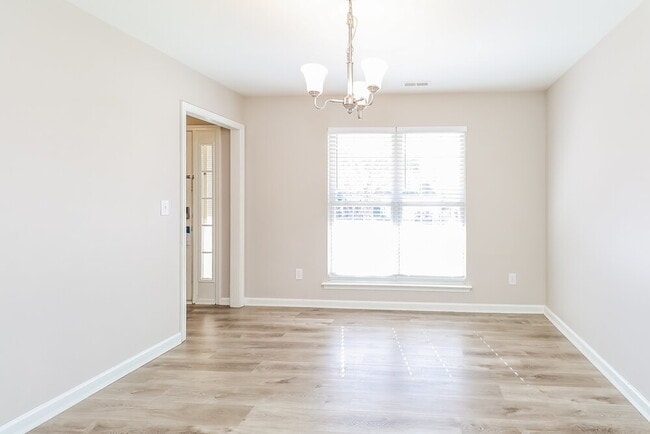 Building Photo - 9152 Eventine Ct