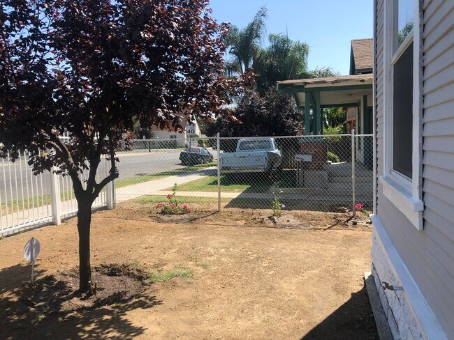 Building Photo - 717 Monterey St