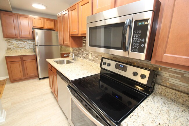 Interior Photo - SUMNER PLACE -- 112