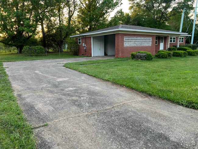 Building Photo - 107 Ritttenberry Rd