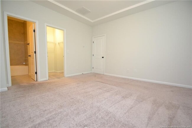 Building Photo - 1405 Luxor Dr