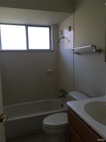 Building Photo - 1685 Lonedell Rd