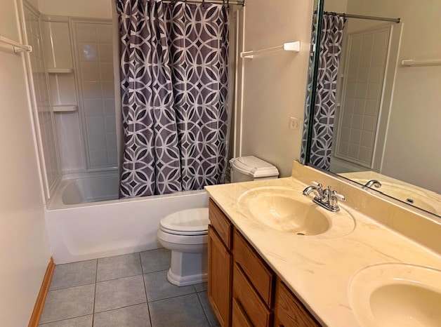 Building Photo - 347 Pondview Dr