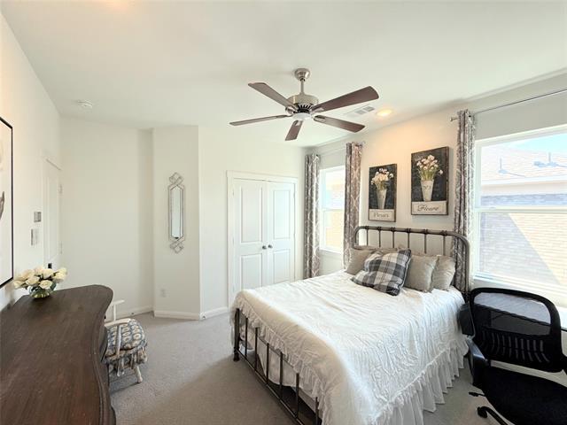 Building Photo - 949 Switchgrass Ln