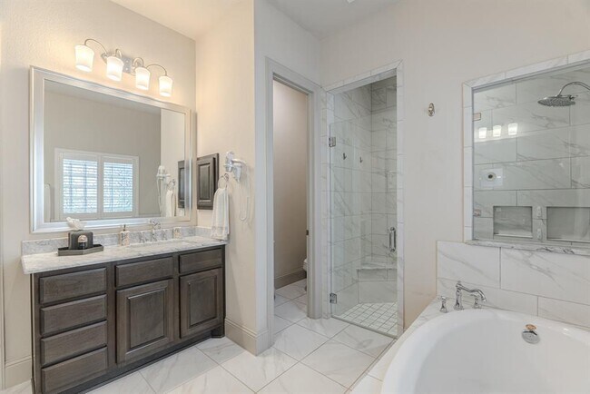 Building Photo - 119 N Bimini Twist Cir