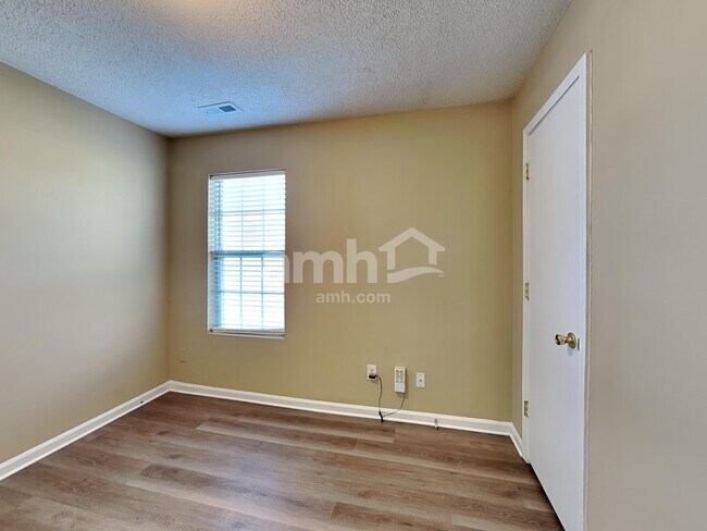 Building Photo - 4318 Crowfield Dr