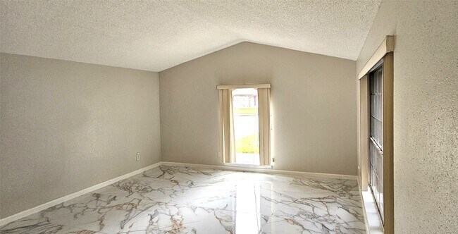 Building Photo - 1602 Luella Ave