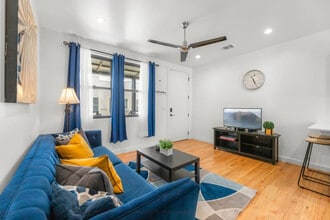 Building Photo - 1201 E Cesar Chavez St