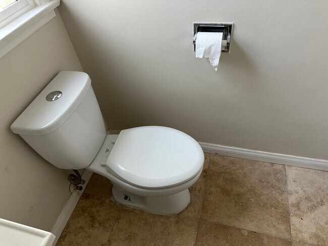 Building Photo - 26025 Cypress St