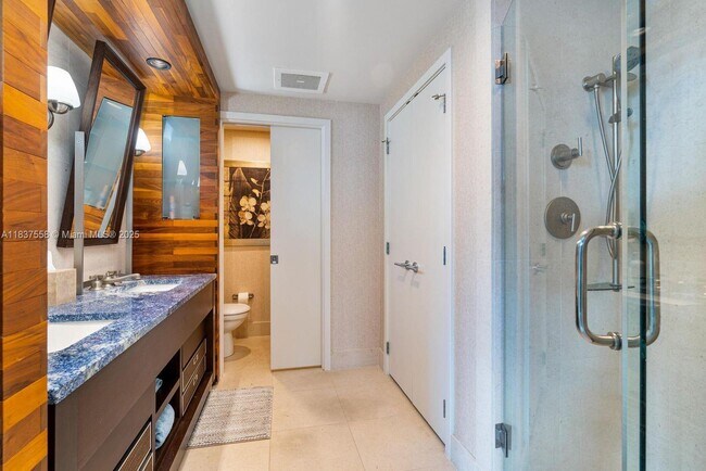 Building Photo - 6899 Collins Ave