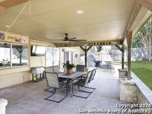 Building Photo - 18118 Summer Knoll