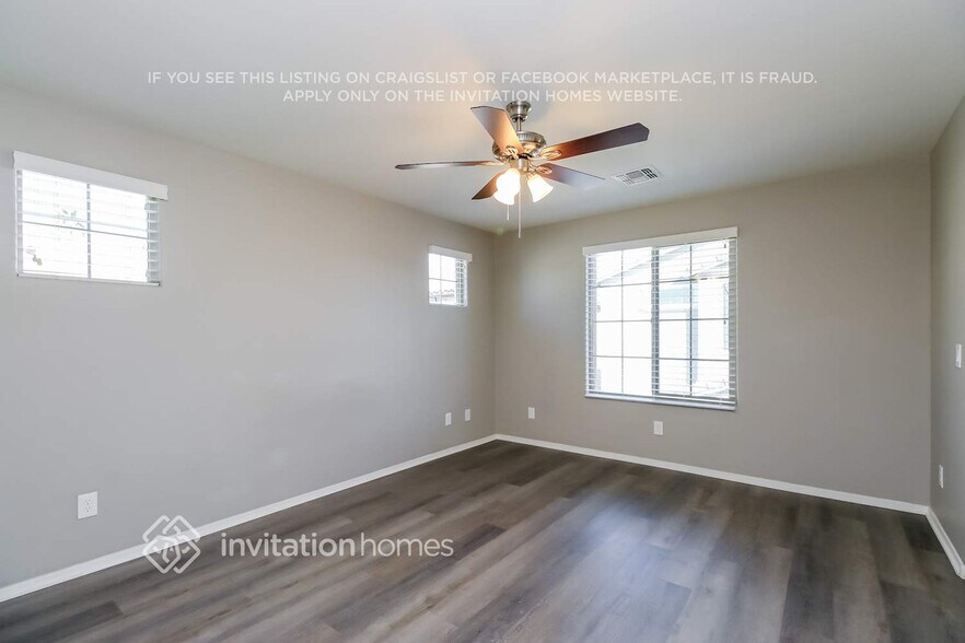 Building Photo - 5722 E Butte St