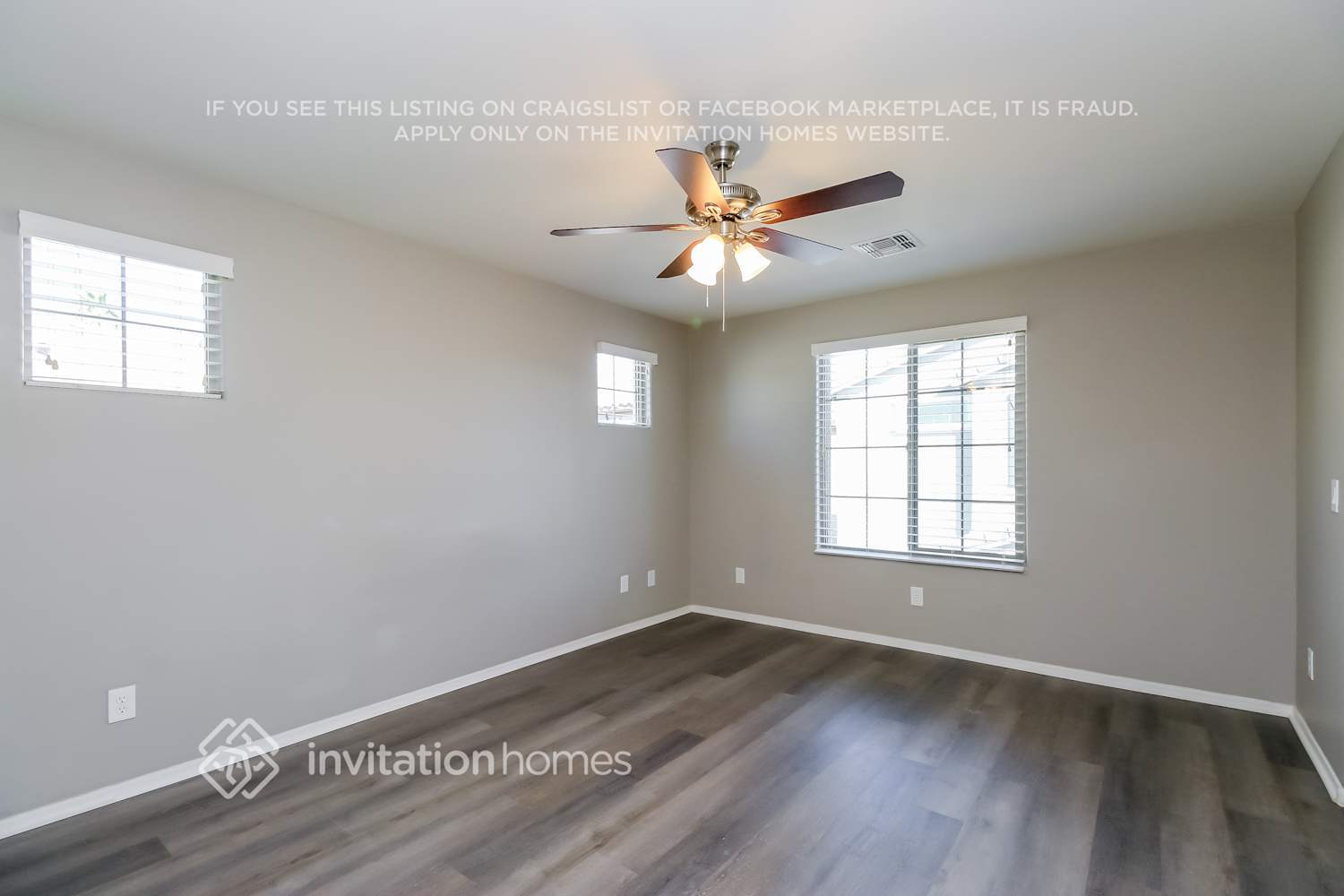 Building Photo - 5722 E Butte St