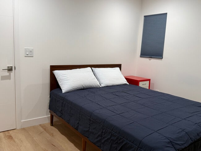 Building Photo - 22540 Itasca St