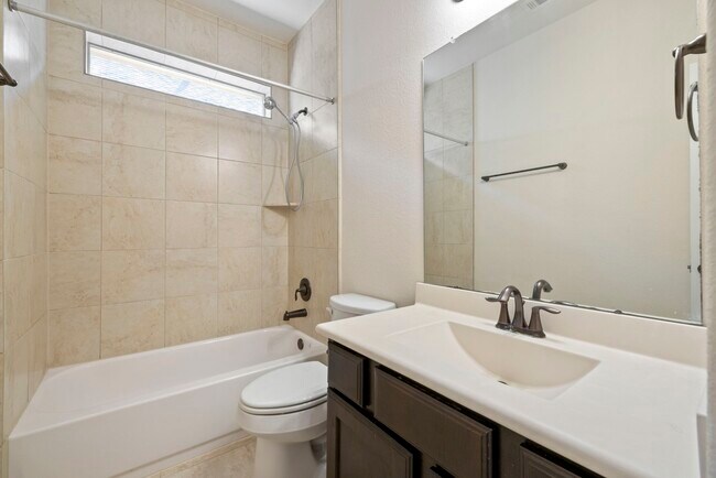 Building Photo - 3310 Retama Falls Ln