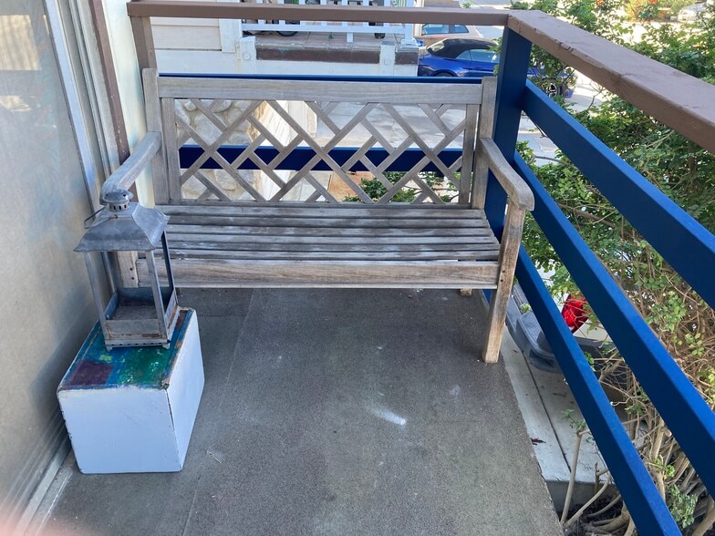 Deck - 292 Rossmore Dr