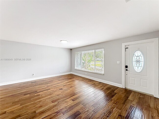 Building Photo - 4330 SW 7th St