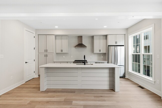 Building Photo - 419 Ramsgate Rd