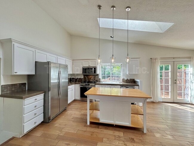 Building Photo - 14597 SW 81st Ave