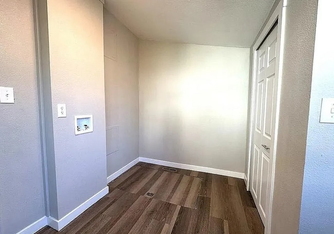 Building Photo - Modern Pet-Friendly Home with Fenced Yard in Central Pueblo!