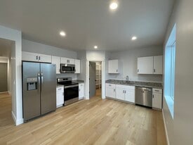 Building Photo - 2323 E Patriot Drive