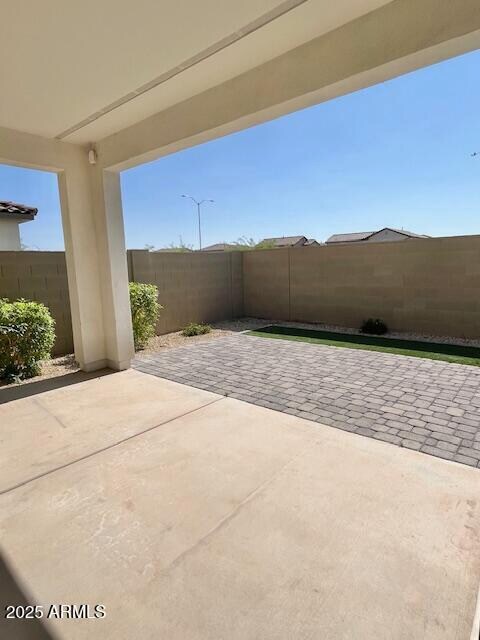 Building Photo - 5910 S Abbey