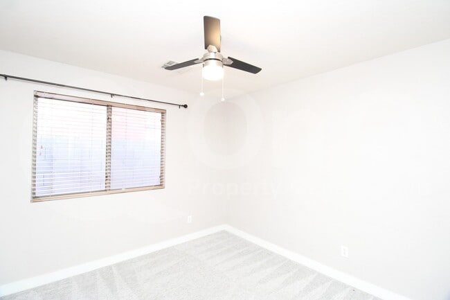 Building Photo - 15844 W Papago St