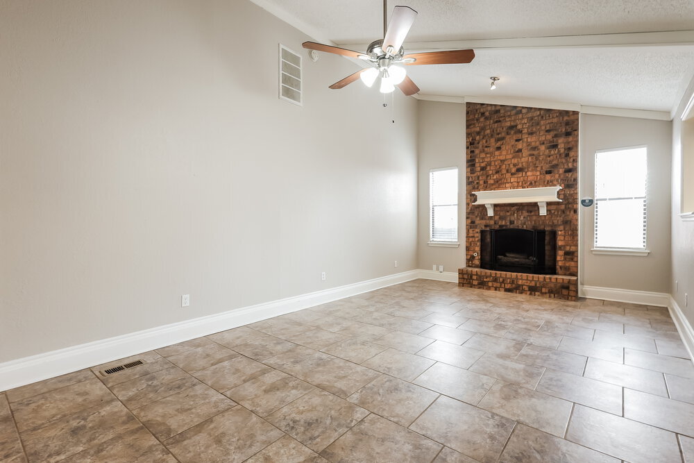 Building Photo - 12913 Heron Ln