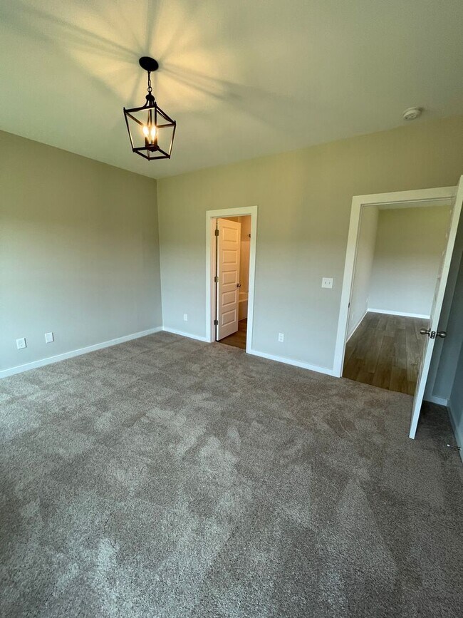 Building Photo - Home for Rent in Meridianville, AL!!! Avai...