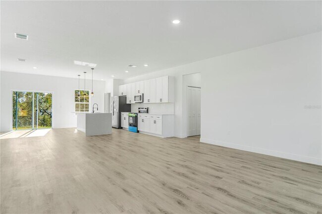 Building Photo - 2632 SW 162nd Street Rd