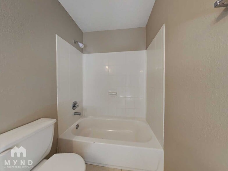 Building Photo - 8014 Arrington Forest Ln