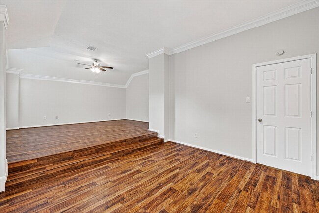 Building Photo - 4539 Springfield Lakes St