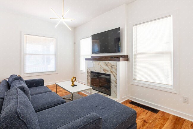 Building Photo - 3123 Woodland Ave