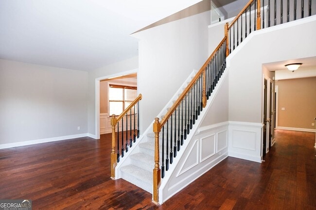 Building Photo - 3380 Gables Ct