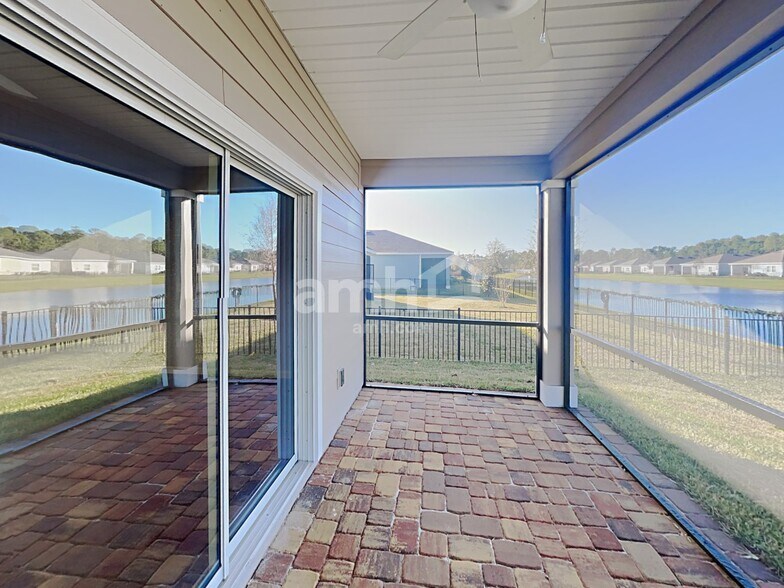 Building Photo - 40 Hemlock Pt