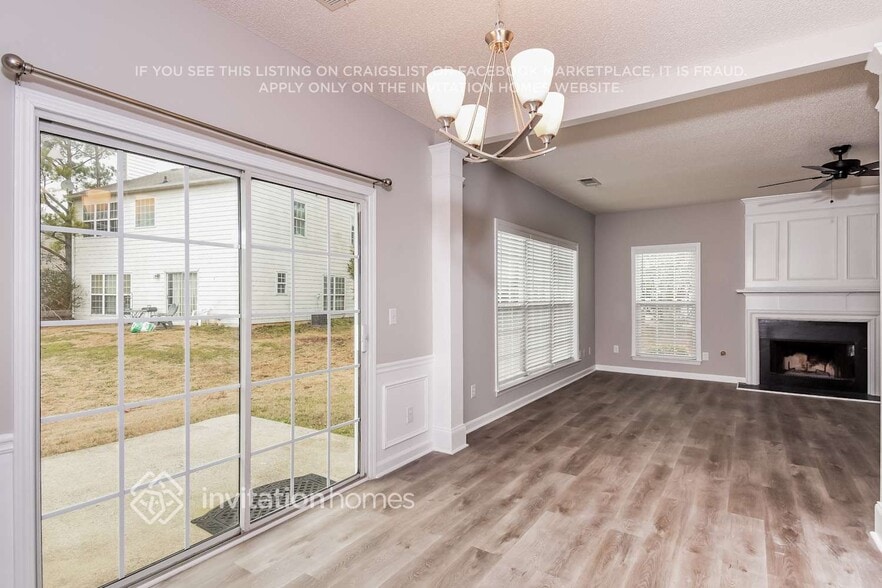 Building Photo - 2206 Sprucewood Dr NW