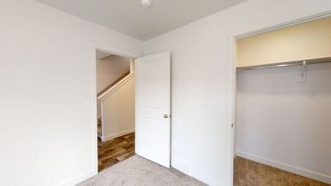 Building Photo - LUXURY TOWNHOME IN OREM!!!