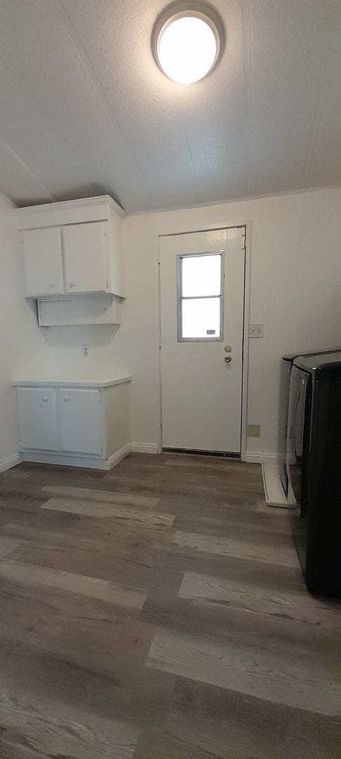 Building Photo - 3 Bedroom/2 Bath For Rent...$1700 Monthly Rent & $1700 Security Deposit Available NOW