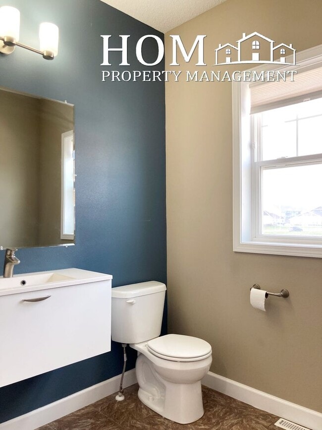 Building Photo - 3021 Bluestem Trl