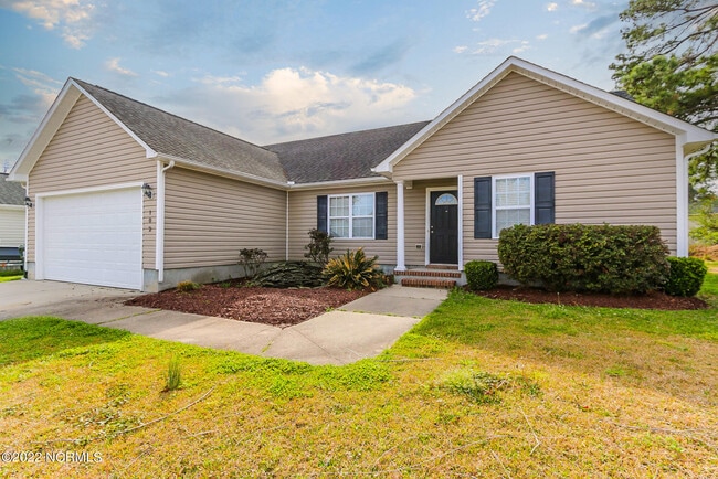 Building Photo - 102 S Park Ln