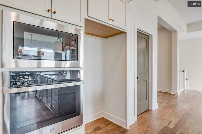 Building Photo - 113 Ciderbluff St