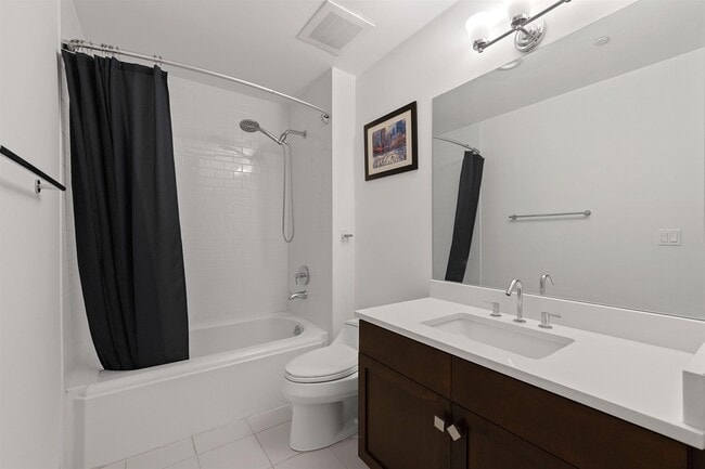 Building Photo - 38 Oxford Landing