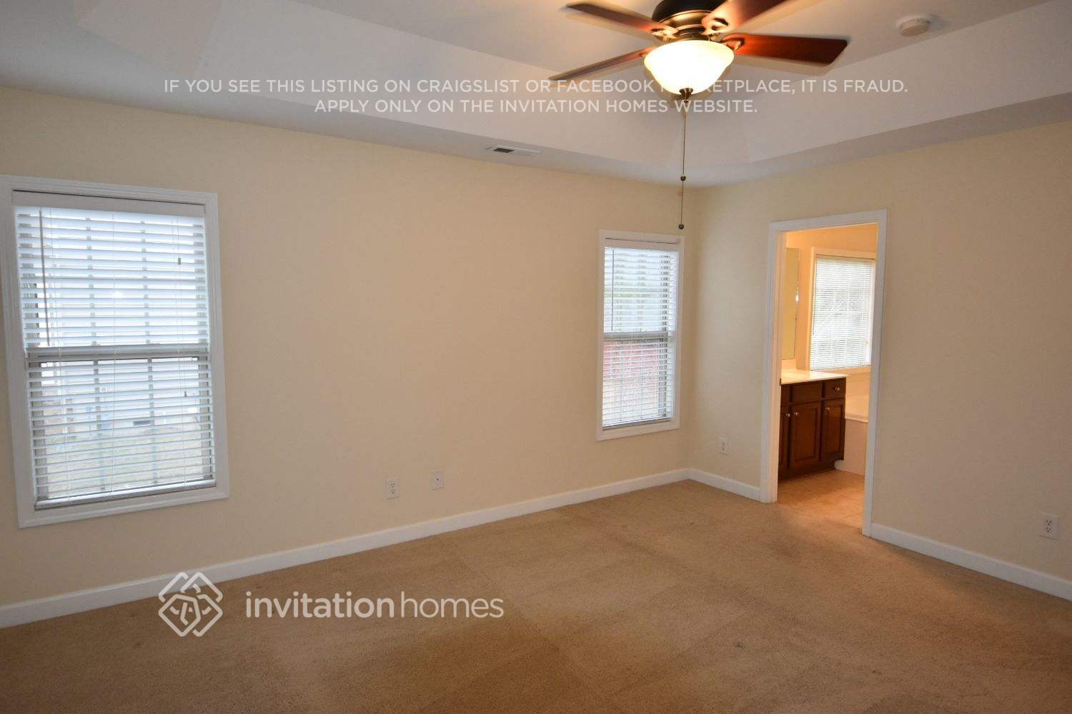 Building Photo - 335 Oak Alley Trail